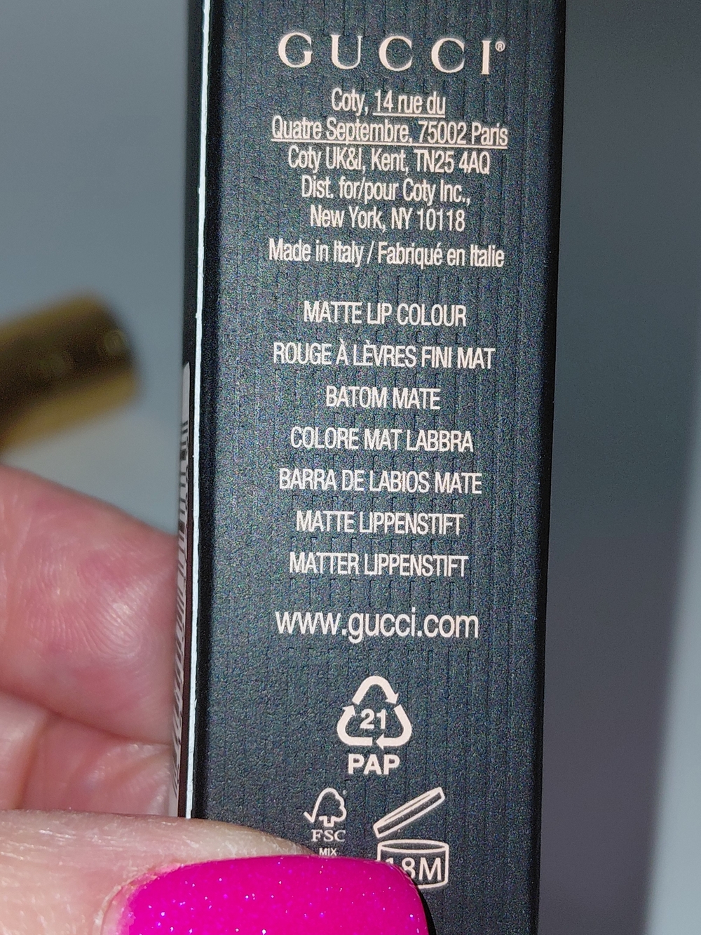 NIB Gucci Rouge à Lèvres Mat Lipstick — Odalie Red 500 (Red) - Picture 5 of 5